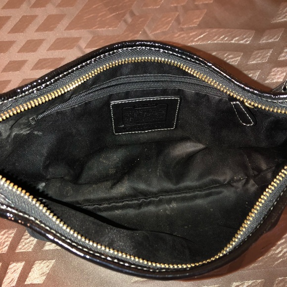 COACH black signature hobo bag - Picture 3 of 4